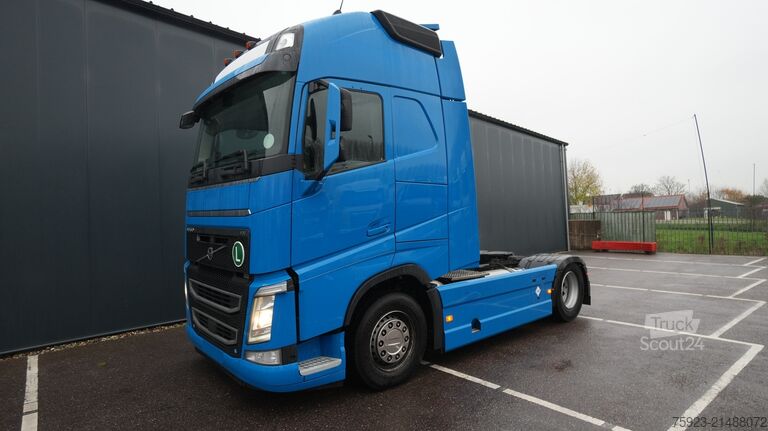 Standaard-SZM Volvo FH 480 LNG Globetrotter tractor unit