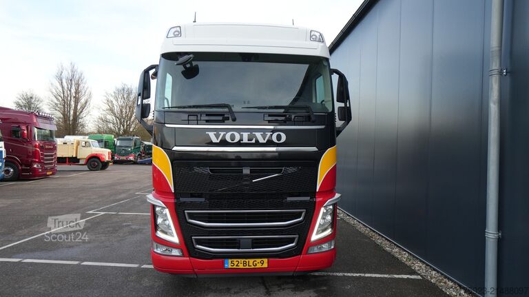 Standaard-SZM Volvo FH 420 LNG Globetrotter tractor unit