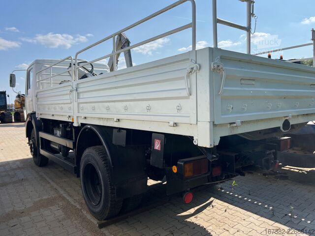 MERCEDESBENZ 1017 4X4 ex army repasovaný bílý s jeřábem Mercedes-Benz 1017 4X4 ex army reconditioned white with crane