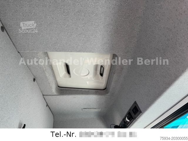 Фургон з високим дахом MERCEDES-BENZ Vario 818D Diffsperre/Klima/Standh/Luftfed Euro4