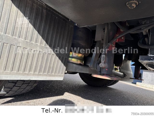 Фургон з високим дахом MERCEDES-BENZ Vario 818D Diffsperre/Klima/Standh/Luftfed Euro4
