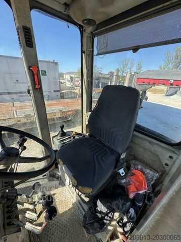 Grader NEW HOLLAND F106.6A alrrad 6x6 Grader 12 Ton - 10.700 Std