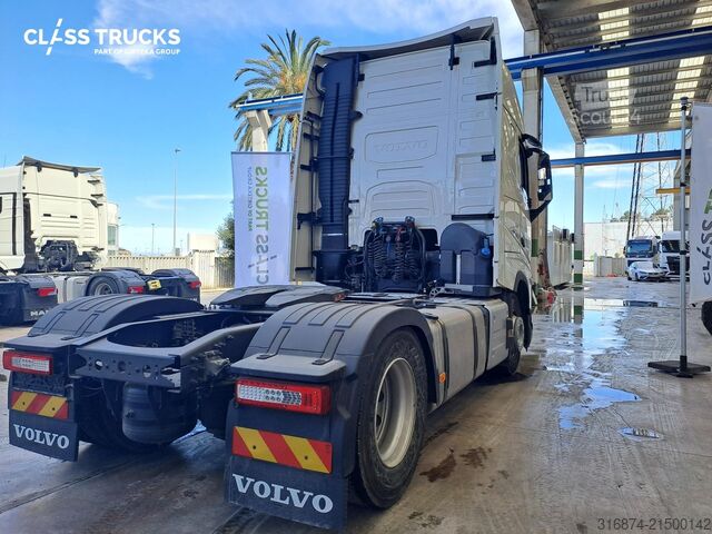 Standard tractor unit VOLVO FH 460 Globetrotter XL i-Save
