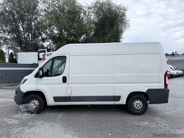 Bestelwagen met verhoogd dak PEUGEOT Boxer Kasten L2H2 BlueHDi 130 Klima mit AHK *TÜV