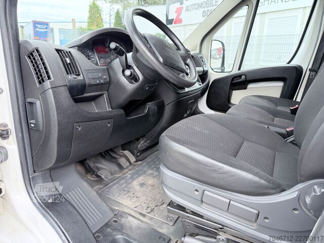 Bestelwagen met verhoogd dak PEUGEOT Boxer Kasten L2H2 BlueHDi 130 Klima mit AHK *TÜV