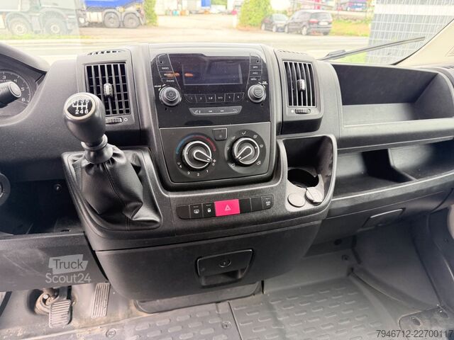 Bestelwagen met verhoogd dak PEUGEOT Boxer Kasten L2H2 BlueHDi 130 Klima mit AHK *TÜV