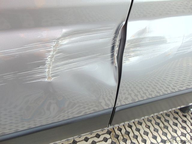 Kastenwagen Wohnmobil / Campervan PÖSSL 2 Win R Plus 165 PS Heavy - schöner Schaden