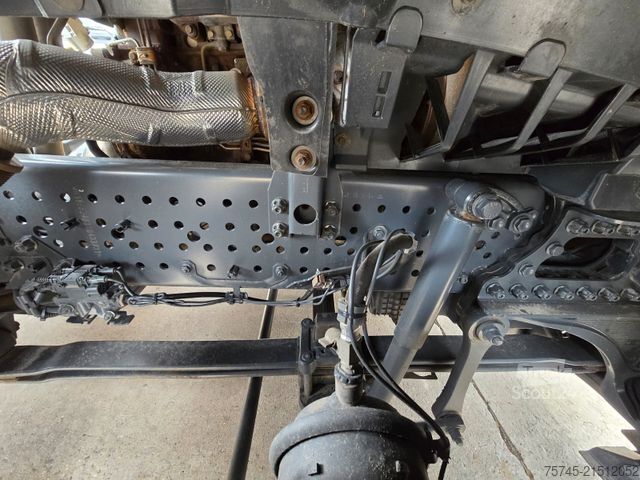 Standardowy ciągnik siodłowy MERCEDES-BENZ ACTROS 1845 * ACC * DIGITAL DASH * 2X TANK *