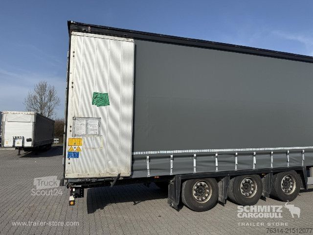Open semitrailer with tarp Schmitz Cargobull Curtainsider Mega Getränke
