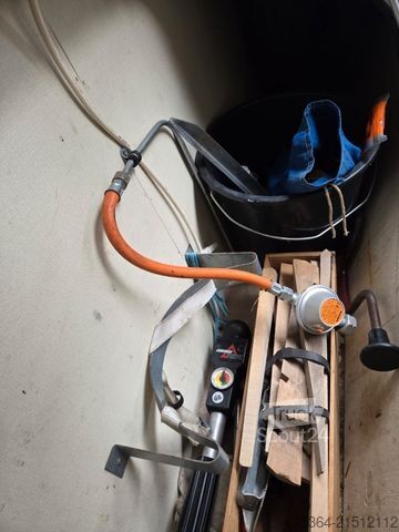 Caravan KIP Kompakt KK 400 EK Wohnwagen Hubdach Küche