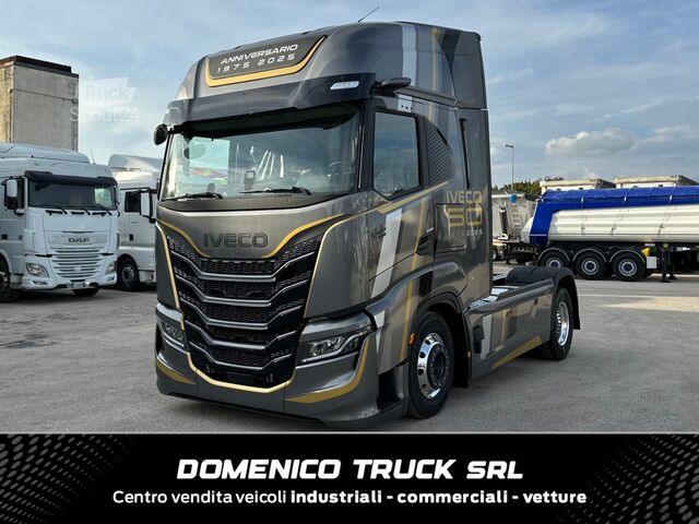 Standardni cestni vlačilec Iveco S-WAY 500 