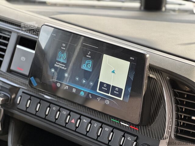 Szabványos közúti nyergesvontató Iveco S-WAY 500 "50°ANNIVERSARIO"