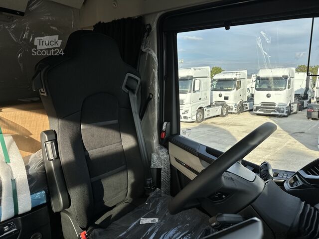 Standardni cestni vlačilec Iveco S-WAY 500 
