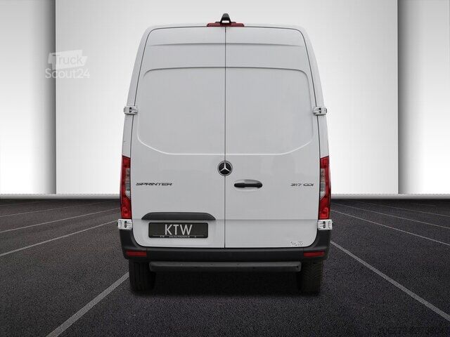 Pakettiauto Mercedes-Benz Sprinter 317 CDI,L2H2,Automatik,Kamera,Navi