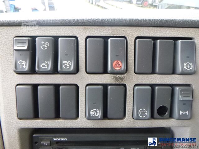 Tankowiec Volvo FL 280 4X2 fuel tank 13.8 m3 / 4 comp / ADR 13-...