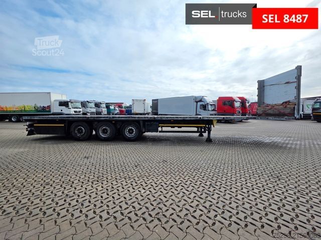 Auflieger mit Arbeitsbühne SCHMITZ CARGOBULL SCS 24/L - 13.62 / Lift/ CONTAINERVERRIEGELUNG !