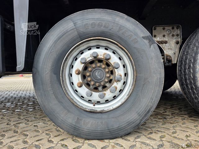 Auflieger mit Arbeitsbühne SCHMITZ CARGOBULL SCS 24/L - 13.62 / Lift/ CONTAINERVERRIEGELUNG !