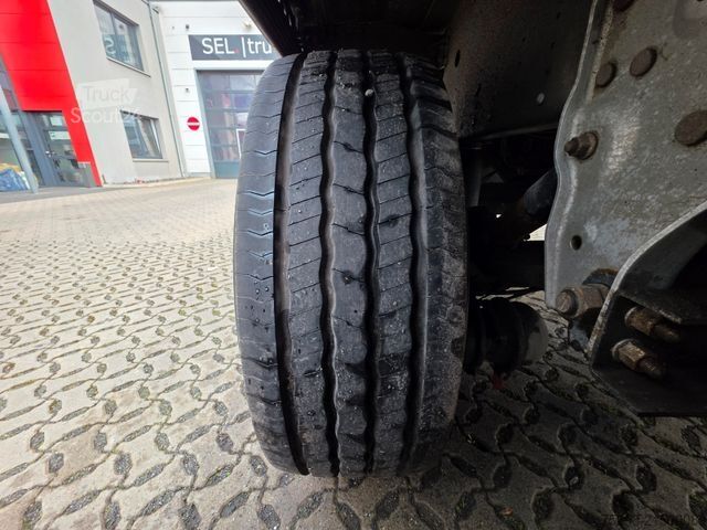 Auflieger mit Arbeitsbühne SCHMITZ CARGOBULL SCS 24/L - 13.62 / Lift/ CONTAINERVERRIEGELUNG !