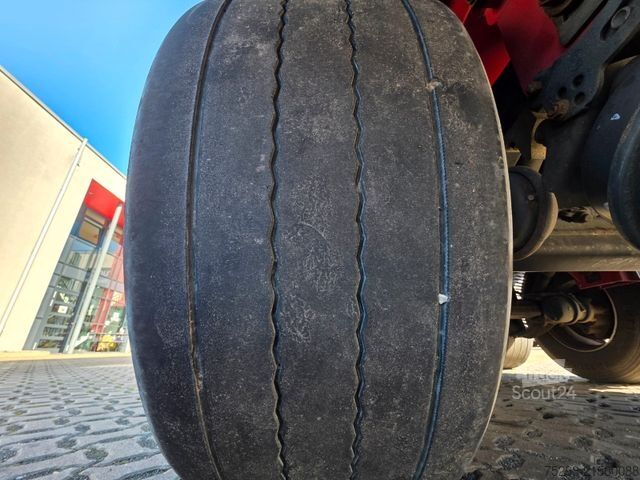 Ανοιχτό ημιρυμουλκούμενο με μουσαμά KRONE SD / Liftachse / EDSCHA