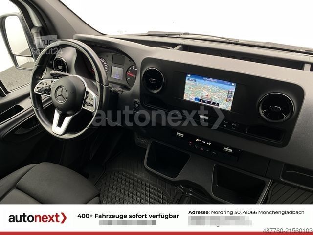 Vrachtwagen met bakwagen MERCEDES-BENZ Sprinter 316 Aut.*Ladebordwand* AHK 3,5t+Navi 31