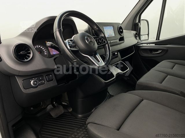 Vrachtwagen met bakwagen MERCEDES-BENZ Sprinter 316 Aut.*Ladebordwand* AHK 3,5t+Navi 31
