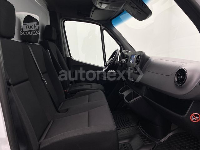 Vrachtwagen met bakwagen MERCEDES-BENZ Sprinter 316 Aut.*Ladebordwand* AHK 3,5t+Navi 31