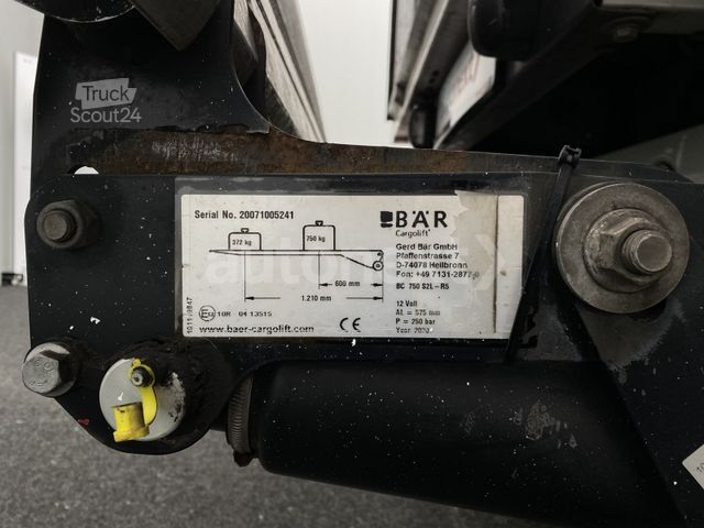 Vrachtwagen met bakwagen MERCEDES-BENZ Sprinter 316 Aut.*Ladebordwand* AHK 3,5t+Navi 31