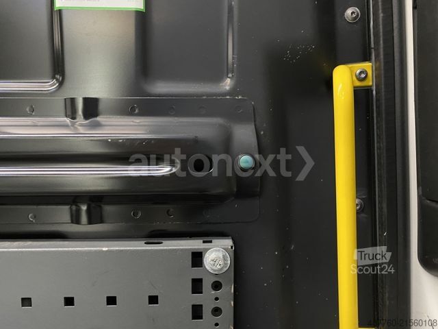 High top van VW Crafter 35 *WERKSTATT* AHK3,5t+Dachträger (6888)