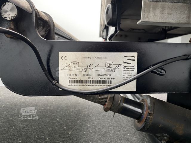 Vrachtwagen met bakwagen MERCEDES-BENZ Sprinter 316 MAXI *Ladebordwand* Klima (6206)