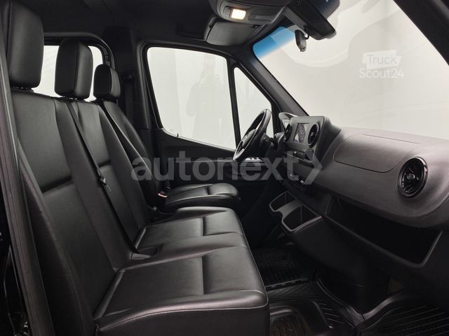 Pick-up bestelwagen MERCEDES-BENZ Sprinter 319 DoKa Aut. * V6 * 7-SITZE+AHK 2,8t