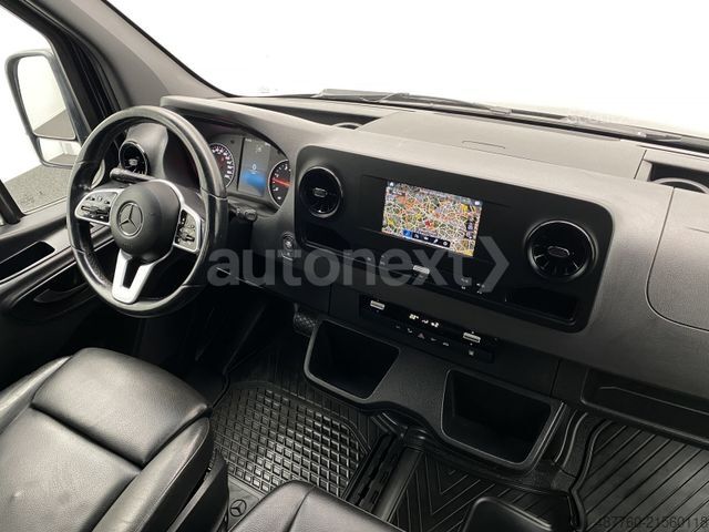 Pick-up bestelwagen MERCEDES-BENZ Sprinter 319 DoKa Aut. * V6 * 7-SITZE+AHK 2,8t