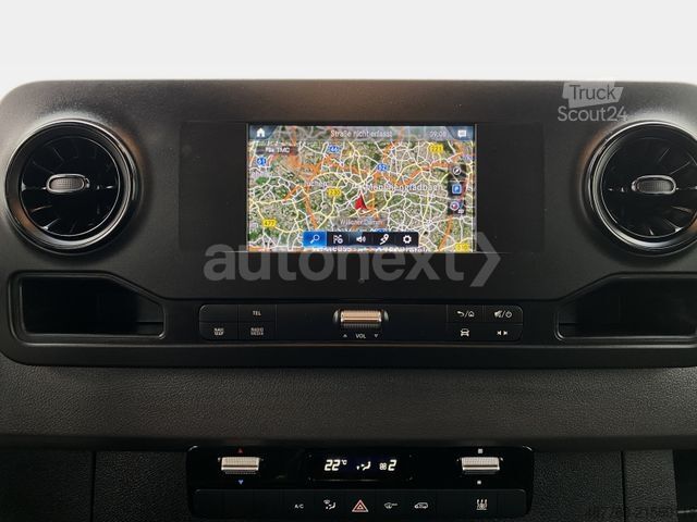 Pick-up bestelwagen MERCEDES-BENZ Sprinter 319 DoKa Aut. * V6 * 7-SITZE+AHK 2,8t