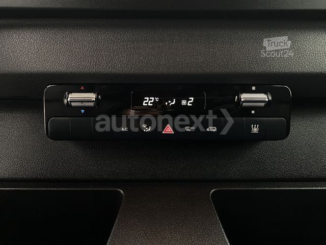 Pick-up bestelwagen MERCEDES-BENZ Sprinter 319 DoKa Aut. * V6 * 7-SITZE+AHK 2,8t