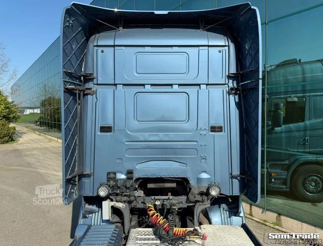 Tracteur routier standard SCANIA R580 V8 MANUAL GEARBOX RETARDER ANALOGUE TACHO
