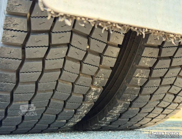 Tracteur routier standard SCANIA R580 V8 MANUAL GEARBOX RETARDER ANALOGUE TACHO