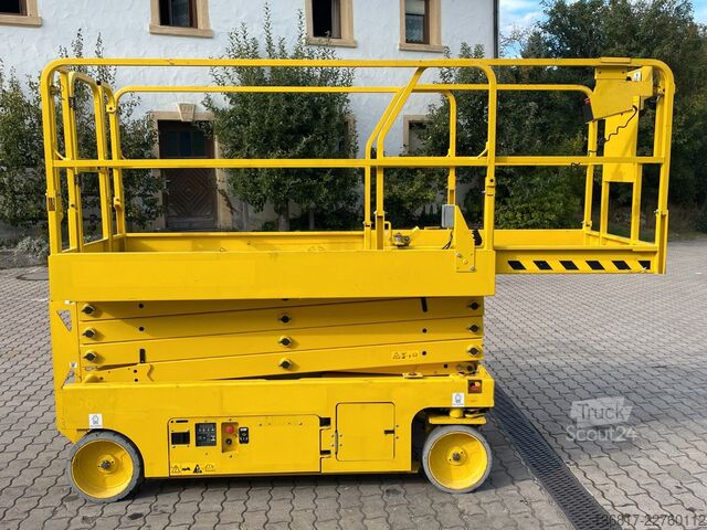 Рабочая платформа GENIE GS 2646 Scherenbühne Elektro AH 9,92 m 454 kg