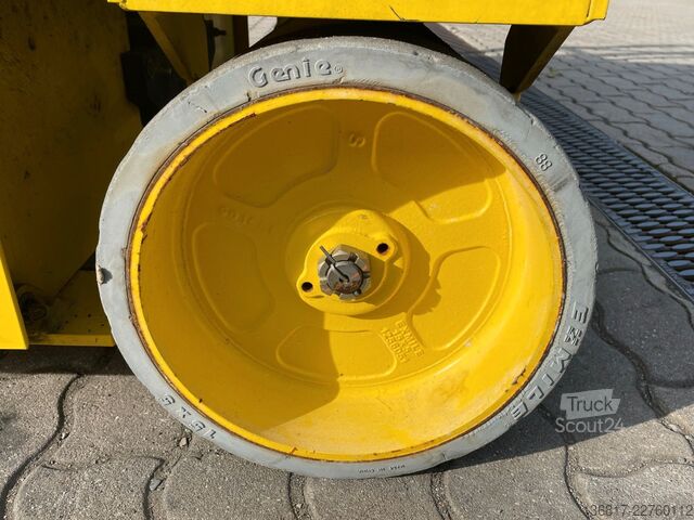 Рабочая платформа GENIE GS 2646 Scherenbühne Elektro AH 9,92 m 454 kg