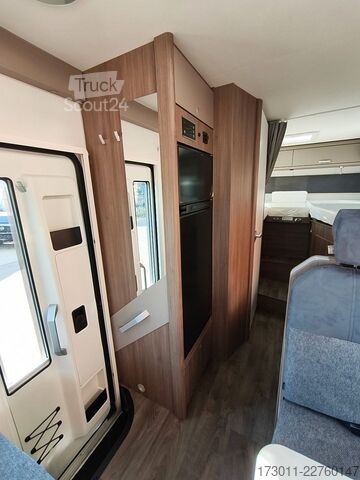Camping-car intégral CARADO I 338 pro+ 140PS  Automat Solar