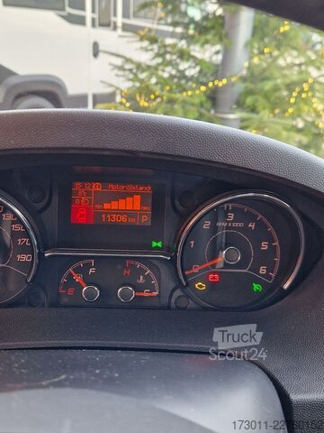 Полуинтегрированный автодом CARADO T337 PRO 140PS Automat