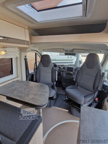 Автодом PÖSSL Summit 600 Plus Automat Markise Solar Navi AHK