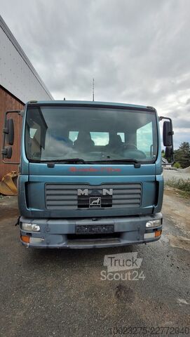 Wywrotka MAN TGL 8.210