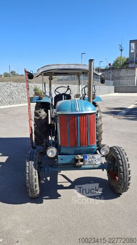 Tracteur ancien Hanomag Granit 500