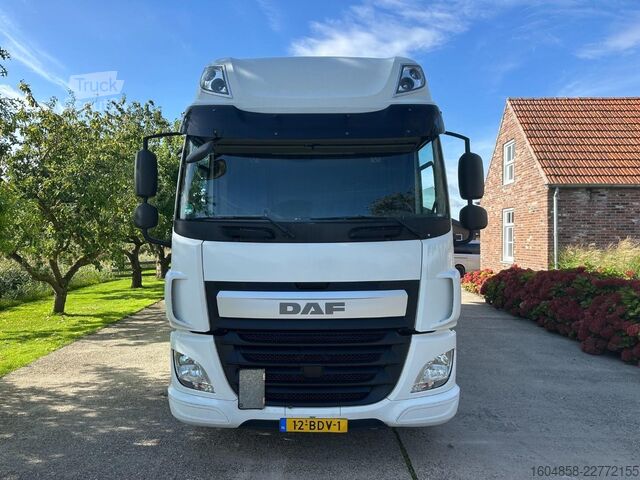 Bâché à rideaux latéraux DAF CF 400 FA / NL TRUCK / SPACECAB / 2 BEDDEN / GE...