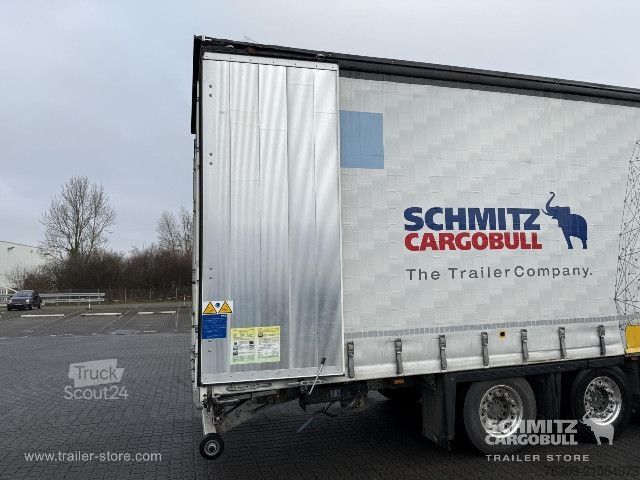 Open semitrailer with tarp Schmitz Cargobull Curtainsider Mega Getränke