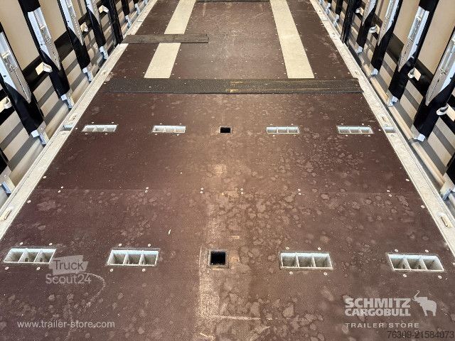 Open semitrailer with tarp Schmitz Cargobull Curtainsider Mega Getränke