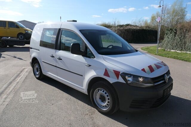 Furgoneta Volkswagen Caddy 1.6 TDI BMT Klima Tempomat Werkstatteinbauten