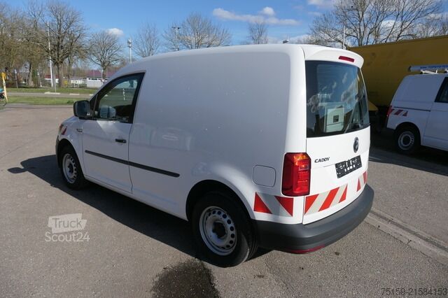 Furgoneta Volkswagen Caddy 1.6 TDI BMT Klima Tempomat Werkstatteinbauten