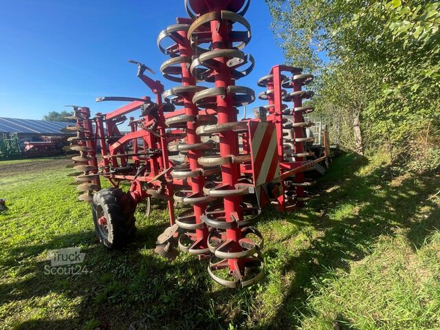 Déchaumeur Horsch Terrano 4 MT