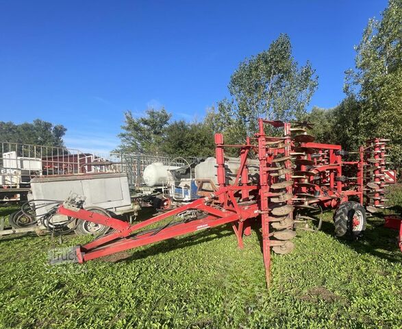 Déchaumeur Horsch Terrano 4 MT