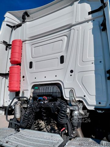 Cap tractor standard MERCEDES-BENZ MERCEDES ACTROS F 1851
